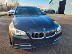 Grau Gebraucht 2016 BMW 520 Sport Line Kombi | 12.400 € (Fairer Preis)