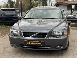 Grau Gebraucht 2006 Volvo S80 Summum Limousine | 6.999 €