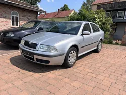 Silber Gebraucht 2009 Skoda Octavia Tour Limousine | 2.980 € (Superpreis)