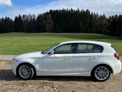 Weiß Gebraucht 2011 BMW 116 Sport Line Kleinwagen | 6.500 € (Fairer Preis)