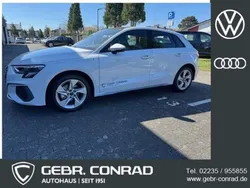 Weiß Gebraucht 2025 Audi A3 Sportback S-Line Limousine | 37.789 € (Superpreis)