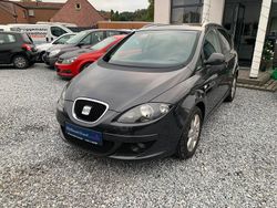 Grau Gebraucht 2007 Seat Altea XL Stylance Van / Kleinbus | 3.999 € (Fairer Preis)
