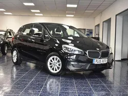 Schwarz Gebraucht 2020 BMW 216 Advantage Van / Kleinbus | 14.370 € (Fairer Preis)