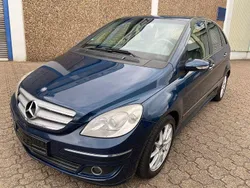 Blau Gebraucht 2006 Mercedes B180 Van / Kleinbus | 1.500 € (Etwas zu teuer)
