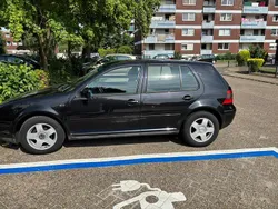 Schwarz Gebraucht 1998 VW Golf IV Limousine | 1.700 €