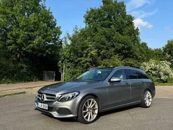 Silber Gebraucht 2015 Mercedes 250 Kombi | 22.999 €