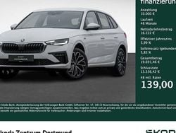 Weiß Gebraucht 2024 Skoda Scala Drive Kleinwagen | 26.222 € (Teuer)