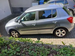 Grau Gebraucht 2013 Skoda Fabia Fresh Kleinwagen | 4.950 € (Guter Preis)