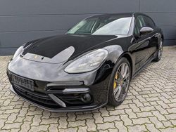 Schwarz Gebraucht 2018 Porsche Panamera Sport Turismo Kombi | 77.680 €