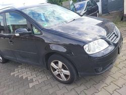 Schwarz Gebraucht 2006 VW Touran Trendline Van / Kleinbus | 1.500 € (Guter Preis)