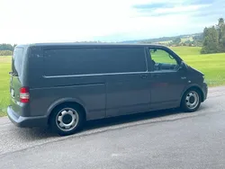 Grau Gebraucht 2010 VW T5 Van | 19.000 € (Etwas zu teuer)