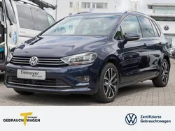 Blau Gebraucht 2015 VW Golf Sportsvan Highline Van / Kleinbus | 14.980 € (Etwas zu teuer)