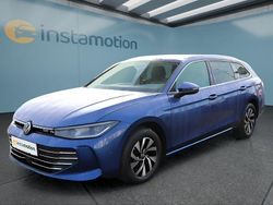 Blau Gebraucht 2024 VW Passat Kombi | 33.599 € (Fairer Preis)