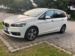 Weiß Gebraucht 2015 BMW 216 Kombi | 13.400 €