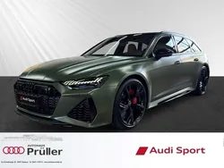 Distriktgrün matt (gruen) Gebraucht 2023 Audi RS6 Ambiente Kombi | 144.900 €