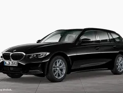 Schwarz ii Gebraucht 2022 BMW 318 Sport Line Kombi | 24.885 € (Etwas zu teuer)