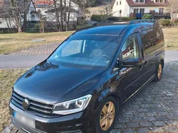 Schwarz Gebraucht 2017 VW Caddy Maxi Van / Kleinbus | 11.999 € (Fairer Preis)
