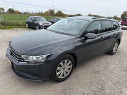 Grau Gebraucht 2020 VW Passat Conceptline Kombi | 11.900 € (Fairer Preis)