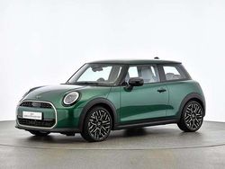 Grün Gebraucht 2024 Mini Cooper Favoured Kleinwagen | 27.266 € (Fairer Preis)
