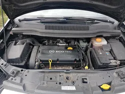Schwarz Gebraucht 2014 Opel Zafira Van / Kleinbus | 4.100 € (Guter Preis)