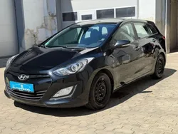 Schwarz Gebraucht 2013 Hyundai i30 Classic Kombi | 5.800 € (Guter Preis)