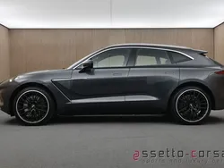 Grau Gebraucht 2024 Aston Martin DBX SUV | 149.900 €