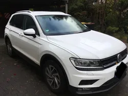 Weiß Gebraucht 2017 VW Tiguan Sound SUV | 20.290 € (Etwas zu teuer)