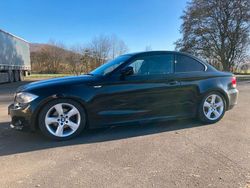 Schwarz Gebraucht 2010 BMW 118 Sport Line Kleinwagen | 5.500 € (Etwas zu teuer)