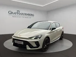Taigagrau Neu 2025 Cupra Leon VZ Limousine | 44.950 € (Etwas zu teuer)