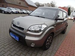 Silber Gebraucht 2010 Kia Soul Vision SUV | 5.480 € (Fairer Preis)