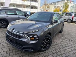 Polar weiß Gebraucht 2023 Citroën e-C4 Shine Limousine | 21.990 € (Guter Preis)