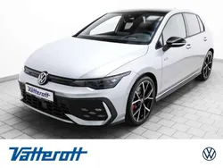 Oyster silver metallic Gebraucht 2025 VW Golf VIII GTI Limousine | 45.950 € (Teuer)