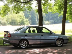 Grau Gebraucht 1995 Lancia Dedra Limousine | 5.999 €