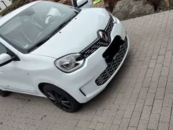 Weiß Gebraucht 2021 Renault Twingo Vibes Kleinwagen | 10.900 € (Guter Preis)