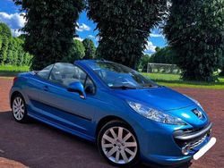 Blau Gebraucht 2007 Peugeot 207 CC Platinum Cabrio | 2.200 € (Fairer Preis)