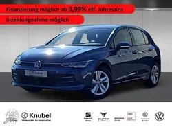 Anemonenblau metallic Gebraucht 2024 VW Golf VIII Life Limousine | 24.990 € (Fairer Preis)