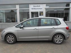 Silber Gebraucht 2018 VW Golf Sportsvan Comfortline Van / Kleinbus | 15.475 € (Etwas zu teuer)