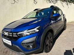 Blau Gebraucht 2022 Dacia Sandero Expression Kleinwagen | 18.945 € (Teuer)