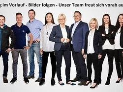 Schwarz Gebraucht 2023 VW Golf VIII R-line Kombi | 32.900 € (Etwas zu teuer)