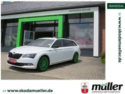 Weiß (laserweiss) Gebraucht 2018 Skoda Superb SportLine Kombi | 19.890 € (Fairer Preis)