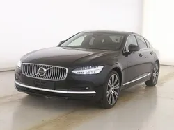 Schwarz onyx black / (schwarz) metallic Gebraucht 2024 Volvo S90 Ultimate Limousine | 44.900 € (Fairer Preis)