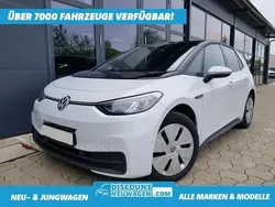 Gletscherweiss/schwarz Gebraucht 2023 VW ID.3 Kleinwagen | 29.390 € (Fairer Preis)
