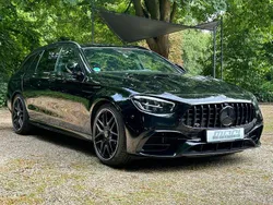 Schwarz Gebraucht 2022 Mercedes E63S AMG AMG Limousine | 77.990 €