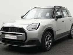 Grau Gebraucht 2024 Mini Countryman SUV | 33.683 € (Superpreis)