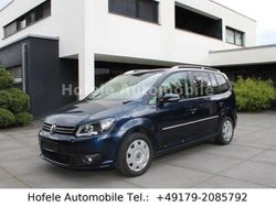 Night blue Gebraucht 2015 VW Touran Highline Van / Kleinbus | 11.950 €