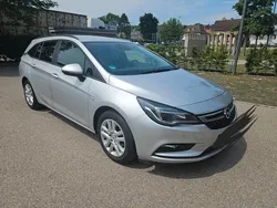 Silber Gebraucht 2017 Opel Astra Kombi | 4.284 € (Fairer Preis)