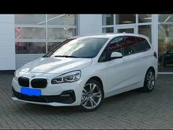Weiß Gebraucht 2018 BMW 218 Gran Tourer Sport Line Van / Kleinbus | 21.000 € (Etwas zu teuer)