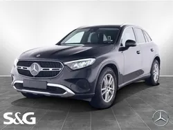 Metalliclack obsidianschwarz Gebraucht 2023 Mercedes GLC220 Avantgarde SUV | 48.477 € (Superpreis)