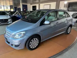 Blue metallic Gebraucht 2009 Mercedes B160 Van / Kleinbus | 7.190 € (Etwas zu teuer)