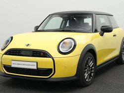 Gelb Gebraucht 2024 Mini Cooper S Classic Kleinwagen | 24.113 € (Superpreis)